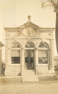 Postcard RPPC C-1910  Farmers Bank Building occupation 23-11575