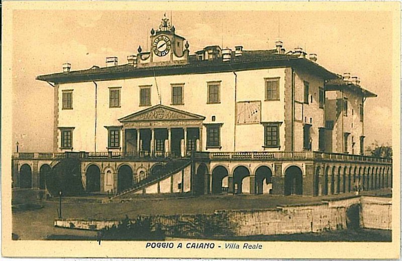 Vintage POSTCARD - LAWN: Poggio a Caiano -