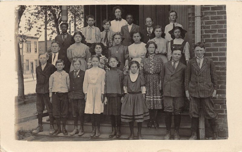 F56/ Omaha Nebraska RPPC Postcard 1910 School Teacher Students