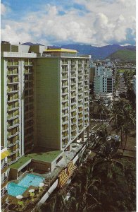 Holiday Isle Hotel in the Heart of Waikiki Hawaii 3  Minute Walk to Beach