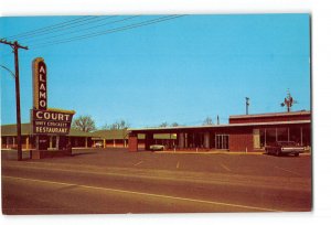 Walnut Ridge Arkansas AR Vintage Postcard Alamo Court and Davy Crockett Rest.