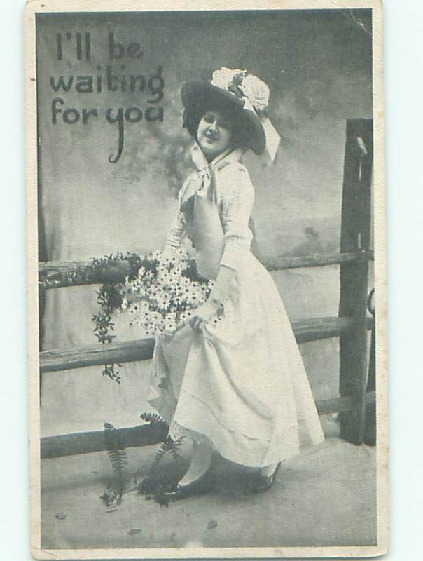 Divided-Back PRETTY WOMAN Risque Interest Postcard AA8083