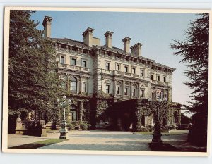 Postcard The Breakers, Newport, Rhode Island