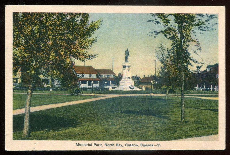 h2207 - NORTH BAY Ontario Postcard 1930s Memorial Park War Monument