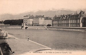 La Palais de Justice et l'Isere,Grenoble,France BIN