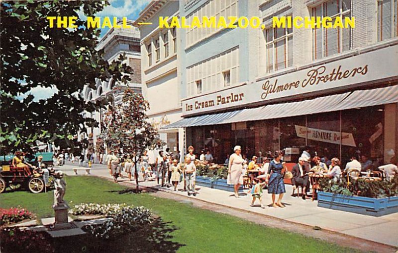 The Mall Kalamazoo, Michigan, USA 1983 