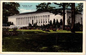 Postcard MUSEUM SCENE Toledo Ohio OH AK5148