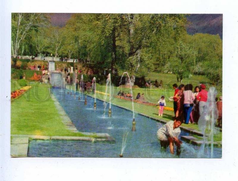 195383 INDIA KASHMIR Nishat bagh old postcard