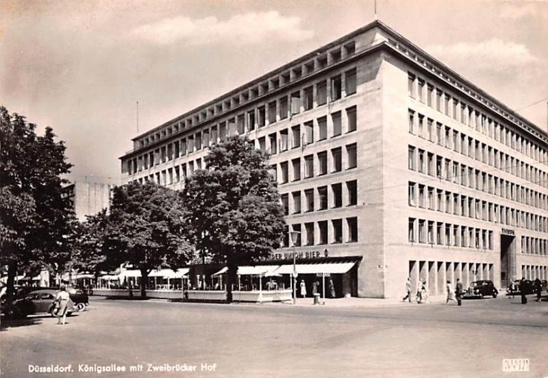 Dusseldorf - Konigsallee mit Zweibrucker Hof, real photo