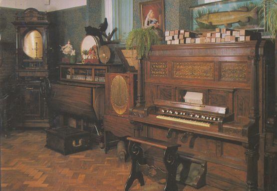 Keith Hardings World Of Music 1770 Barrel Piano Gloucester Postcard