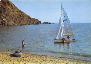 BR28645 La Cote Vermeille Entre Banyule et Cerberer la plage ship bateaux france