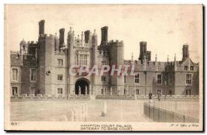 Great Britain Hampton Court Palace Old Postcard Gateway to short base