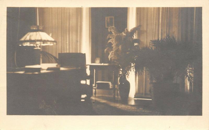 Metamora IH~Anna R: This is My Private Room~A Reception One Might Say~RPPC 1907 