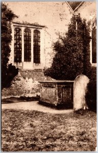 Grays Tomb In The Country Churchyard Stoke Poges England United Kingdom Postcard