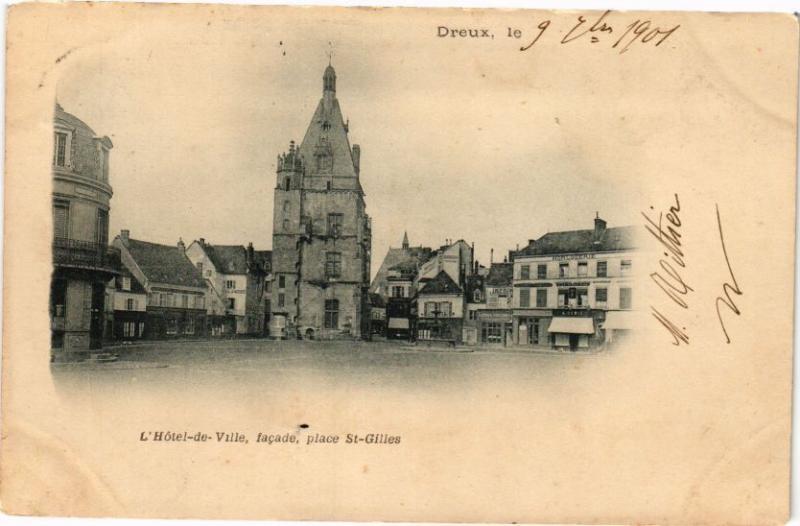 CPA DREUX-L'Hotel de Ville facade place St-Gilles (177957)