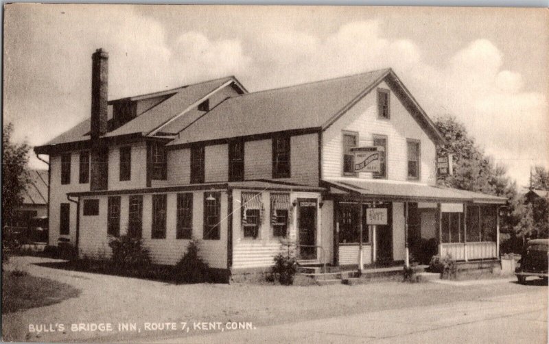 Bull's Bridge Inn, Route 7, Kent CT Blue River Beer Sign Vintage Postcard P45