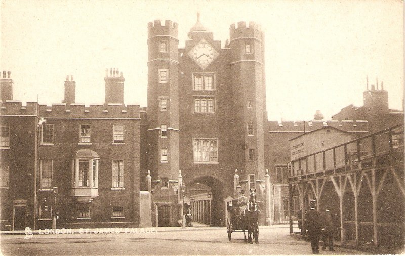 Lot of three (3) Tuck Town and city Ser. PC: Views of London