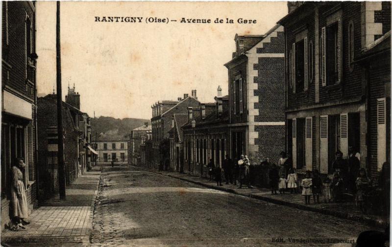 CPA RANTIGNY - Avenue de la Gare (259456)