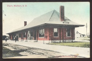 MADISON SOUTH DAKOTA RAILROAD DEPOT TRAIN STATION SD VINTAGE POSTCARD