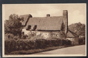 Kent Postcard - Hever - The Thatched Cottage    T3219