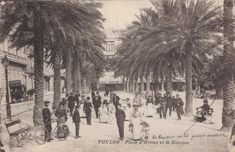 France Toulon Place d'Armes et le Kiosque 03.28