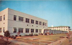 OAK RIDGE TENNESSEE CANCER RESEARCH CENTER~ROY TULEY PHOTO POSTCARD c1960s