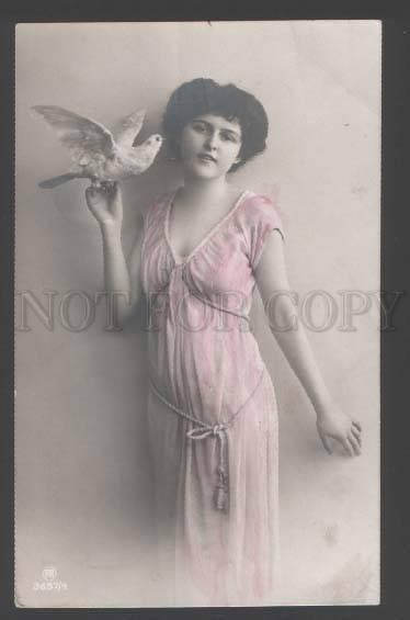 110779 BELLE Lady FAIRY w/ PIGEON on Hand Vintage PHOTO tinted