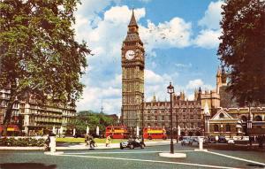 uk10988 big ben and parliament square london uk