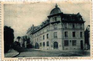 CPA LONS-le-SAUNIER - La Poste et Avenue Gambetta (211869)