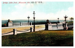 Postcard WI Milwuakee - Bridge - lake Park