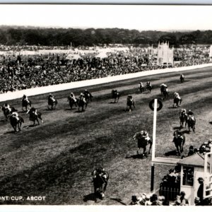 c1940s Ascot, Berkshire, England Horse Race RPPC Royal Hunt Cup Real Photo A138