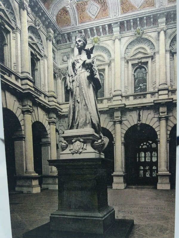 The Royal Exchange London Queen Victorias Statue New Unused Vintage  Postcard