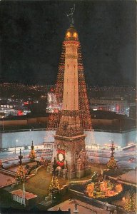 Postcard 1950s Indiana Indianapolis Christmas on the Circle Teich IN24-2119
