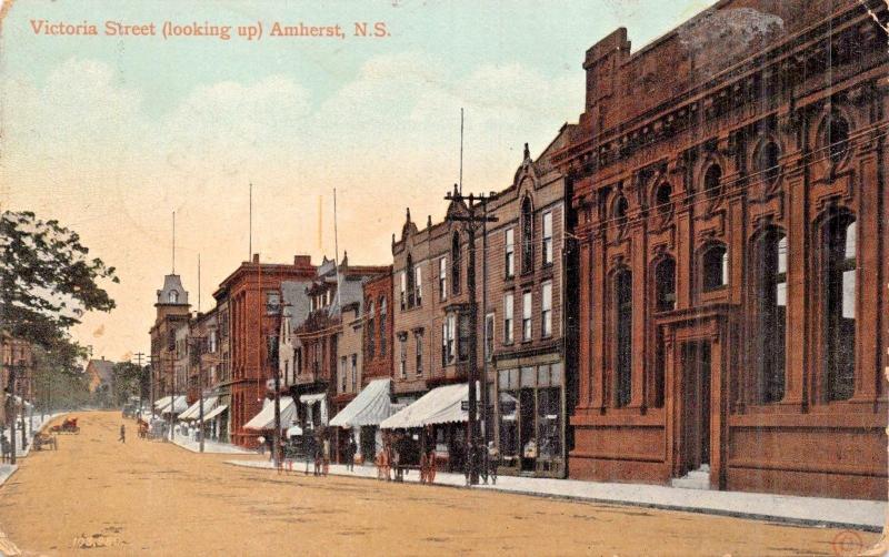 AMHERST  NOVA SCOTIA CA~VICTORIA STREET (looking up) POSTCARD 1917