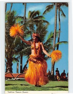 M-163879 Tahitian Tamure Dancer at Waikiki Kodak Hula Show Hawaii USA