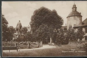 Germany Postcard - Siegen, Bismarck-Denkmal Und Schlosshof  RS15175