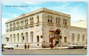 ST. PETERSBURG, Florida FL ~ Bank UNION TRUST COMPANY 1950s Cars Postcard