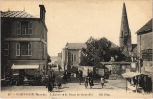 CPA St-PAIR-L'Église et la Route de GRANVILLE (27061)