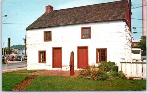 Postcard - Bobb Log House - York, Pennsylvania