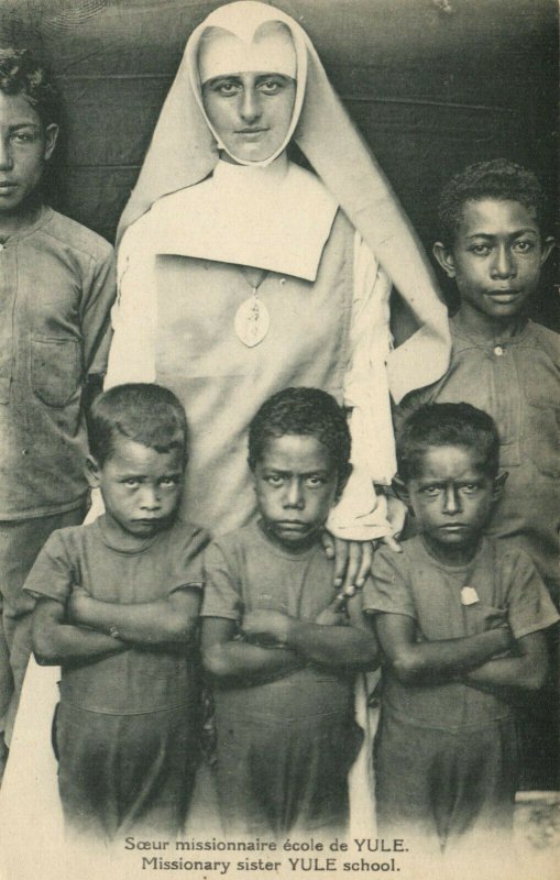 PC CPA PAPUA NEW GUINEA, MISSIONARY SISTER YULE SCHOOL, Postcard (b19761)