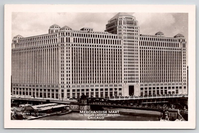 Chicago IL RPPC Merchandise Mart Worlds Largest Building Photo Postcard V27