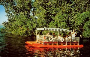 Beardstown, Illinois - Pleasure craft on the Illinois River - c1950