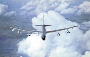 Boeing B-52G Bomber Plane Stratofortress Jet c1950s Chrome Vintage Postcard