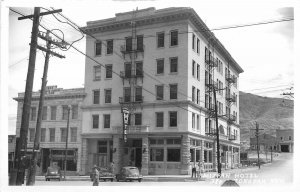 1950s Tonopah Nevada Mizpah Hotel occupation autos Postcard RPPC 25-93