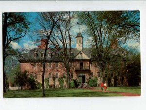 401392 USA VIRGINIA Williamsburg Wren building Old postcard