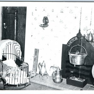 c1940s Holland, Mich. RPPC Zeeland Room Netherlands Museum Luctor Baby Crib A164