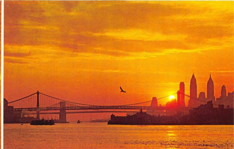 New York City @ Sunset~Beautiful Skyline~East River~Manhattan & Long Island~'70s