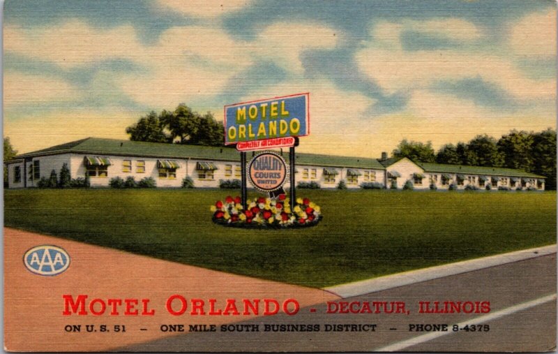 Linen Postcard Motel Orlando on U.S. 51 in Decatur, Illinois