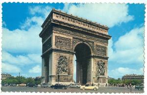 France, Paris, La Place et l'arc de triomphe, with Citroen 2cv, 1960s Postcard