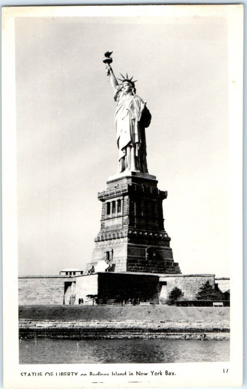 c1930s Alfred Mainzer New York City RPPC Statue of LIberty Real Photo PC Vtg A65